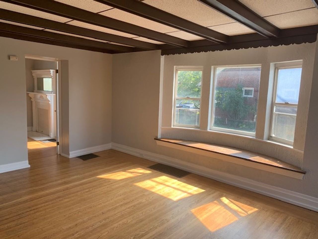 5212 Coral - Photo 2 of 28