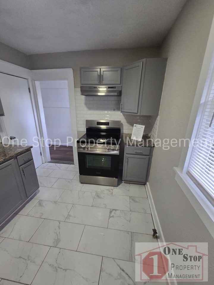 4224 Agnes Ave - Photo 6 of 26