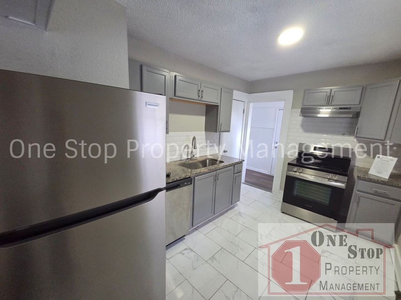 4224 Agnes Ave - Photo 7 of 26