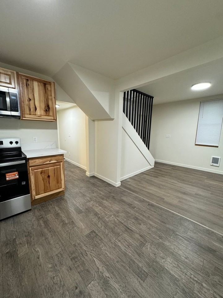 16025 Se Lake Holm Rd - Photo 3 of 27