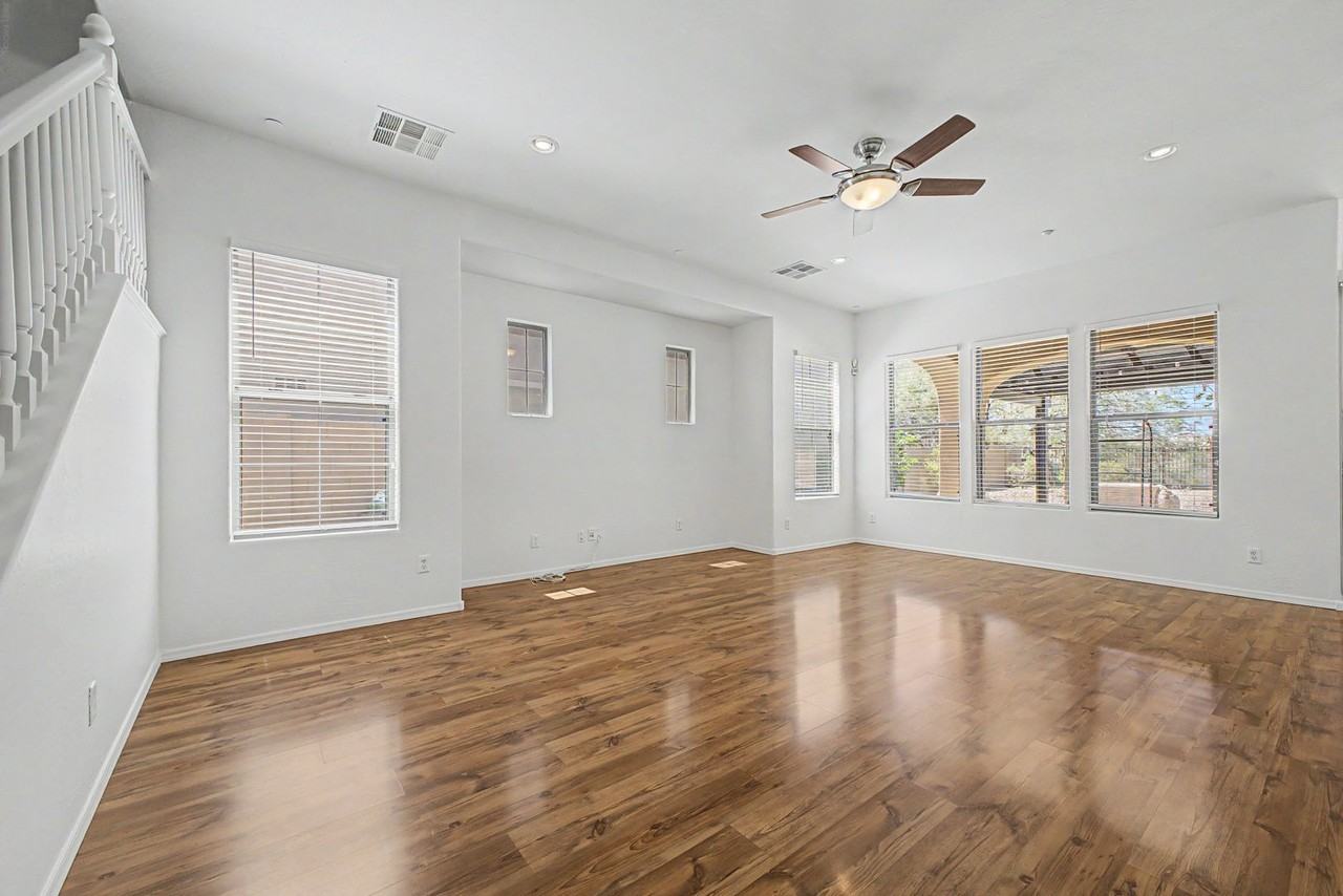 29774 N 121st Dr - Photo 5 of 35