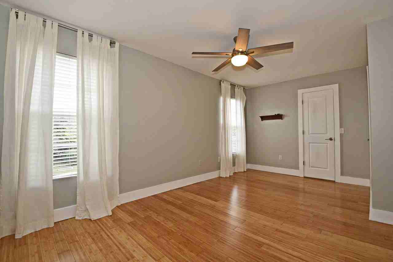 1400 Park Lake St - Photo 2 of 40