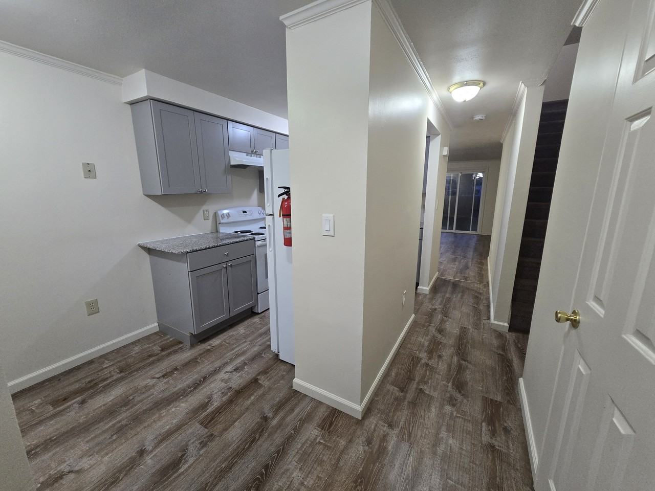 34 North Street - D #D - Photo 2 of 24