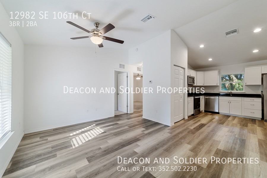 12982 Se 106th Ct - Photo 4 of 44