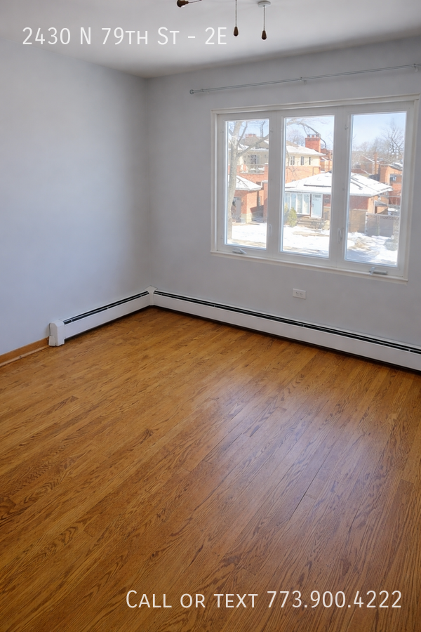 2430 N 79th Ave #2E - Photo 4 of 5