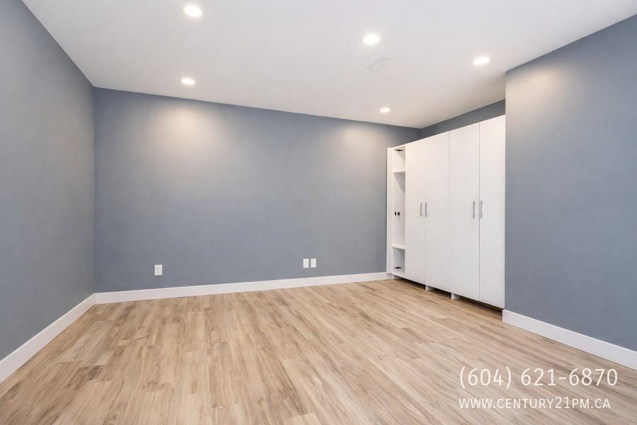 33270 Shelley Ave #BS - Photo 3 of 9