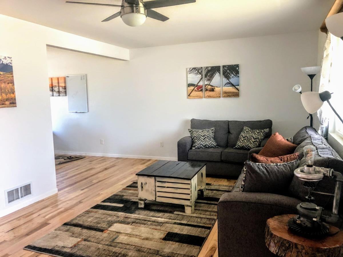 3183 Williamsburg St #NA - Photo 2 of 32