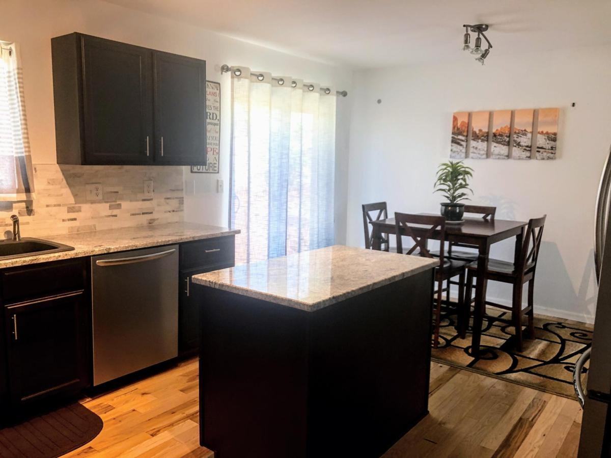 3183 Williamsburg St #NA - Photo 6 of 32