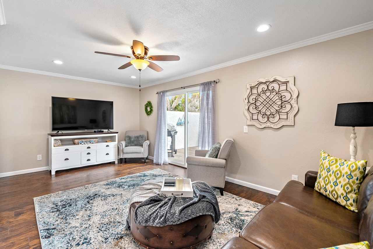 596 Saratoga Ave #A - Photo 2 of 13