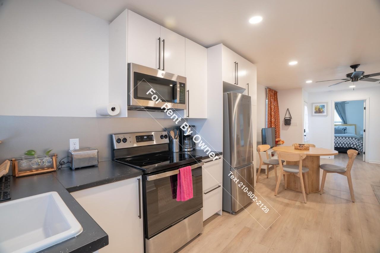 807 Dreiss St #NA - Photo 7 of 29