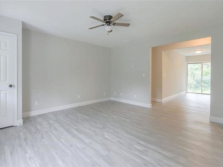 4056 Dallas Acworth Hwy Nw #1 - Photo 3 of 20
