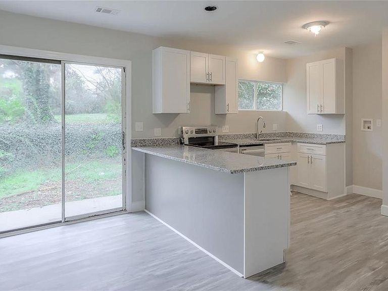 4056 Dallas Acworth Hwy Nw #1 - Photo 4 of 20