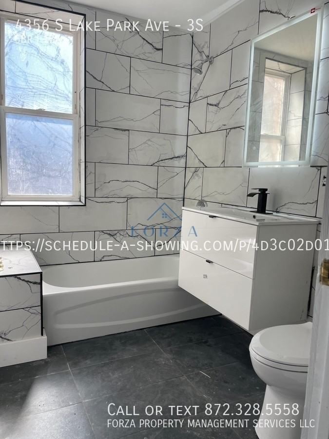 4356 S Lake Park Ave #3S - Photo 2 of 9