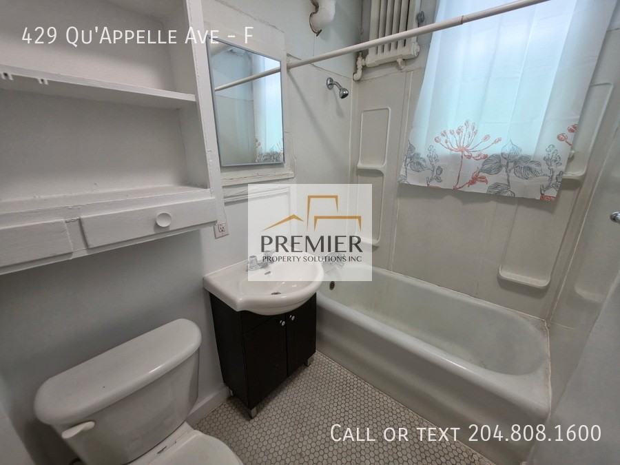 429 Qu'Appelle Ave #F - Photo 2 of 7