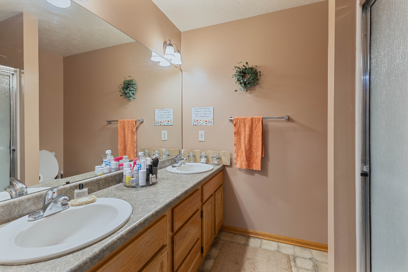 15321 Amy Plz - Photo 4 of 12