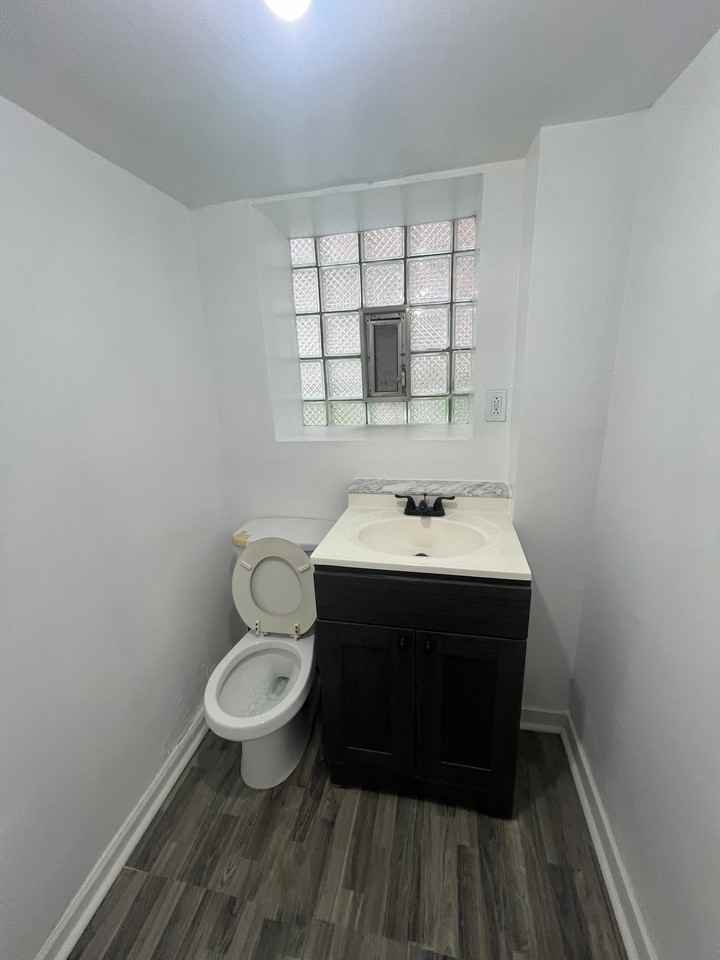 3035 N Keating Ave - Photo 5 of 10