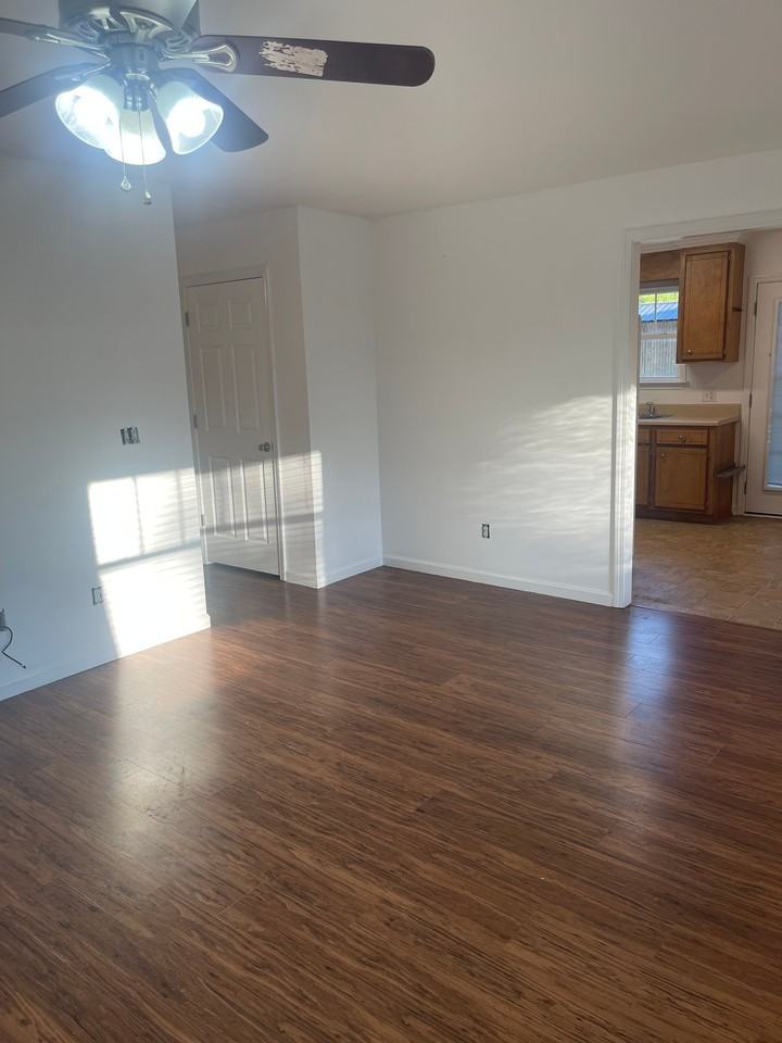 420 Oconner Ct - Photo 7 of 50