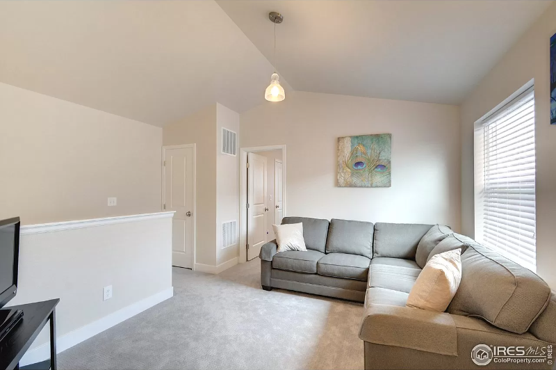 7869 5th St - Photo 7 of 37