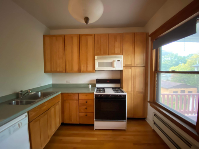 607 N Humphrey Ave #2 - Photo 3 of 17