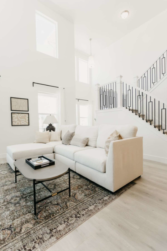 2050 Nw - Photo 3 of 27