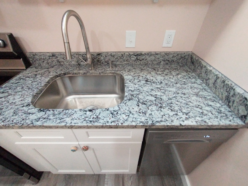 135 Nw Shannon Ave - Photo 3 of 25