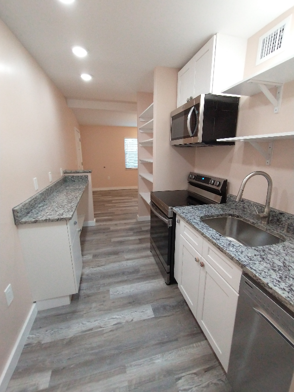 135 Nw Shannon Ave - Photo 7 of 25