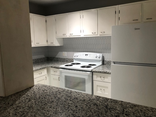 519 Colfax Dr - Photo 2 of 18