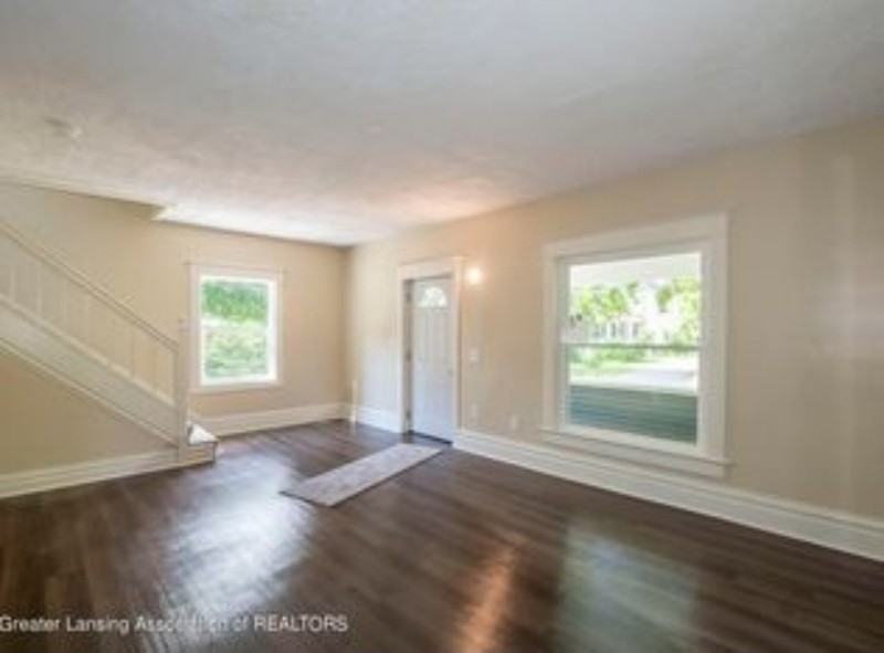 1713 Todd Ave - Photo 4 of 12