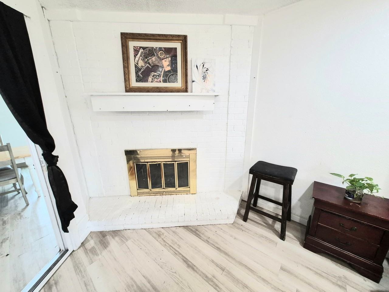 1533 Bosque Dr - Photo 5 of 16