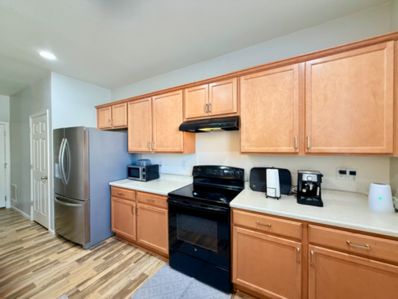 3634 Daylily St - Photo 4 of 21