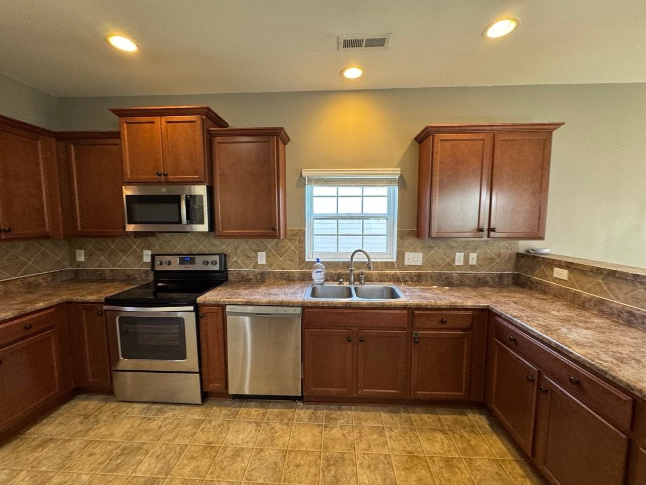 4617 Meadowside Ter #1 - Photo 4 of 11