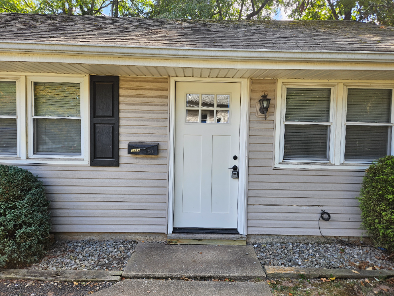 149B Walnut St - Photo 2 of 18