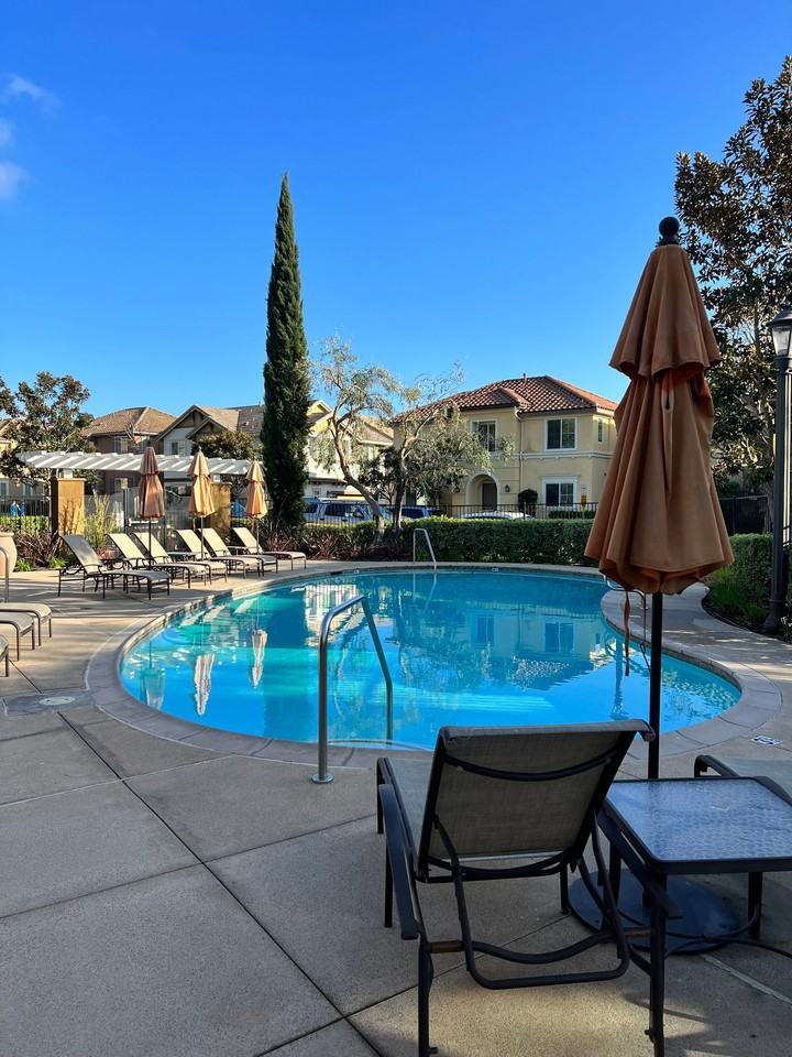 1375 Dolomite Way - Photo 2 of 13