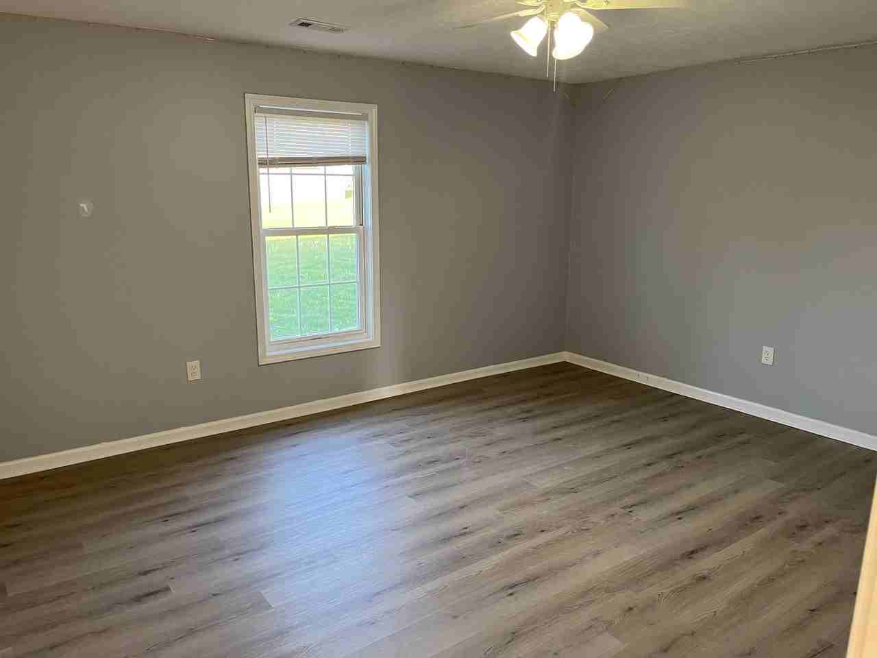 13311 Bennettsville Rd - Photo 6 of 16