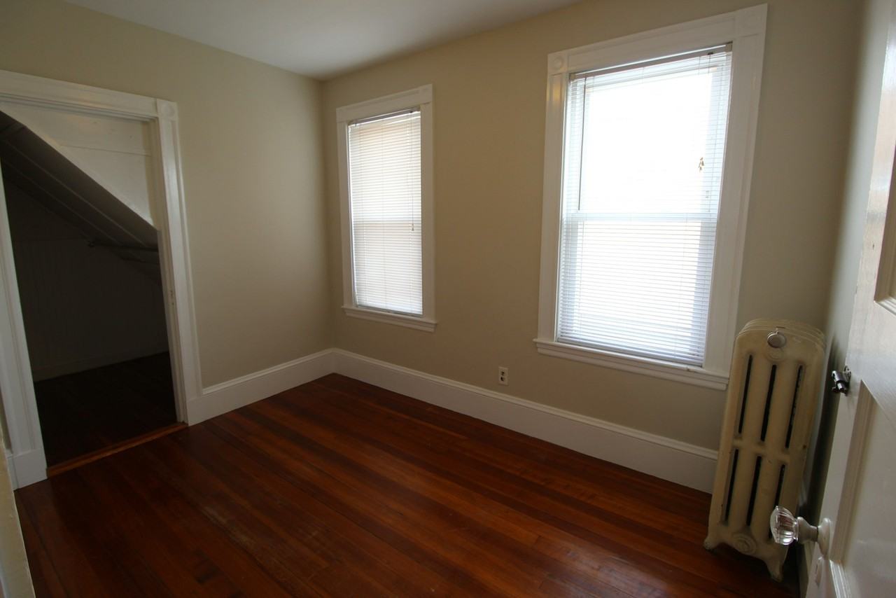 20 Liberty Avenue, Unit 3 - Photo 6 of 13