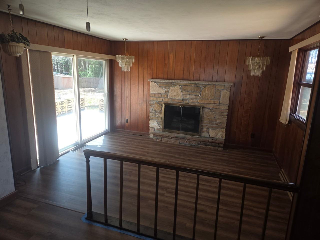 28 Burt St - Photo 4 of 7