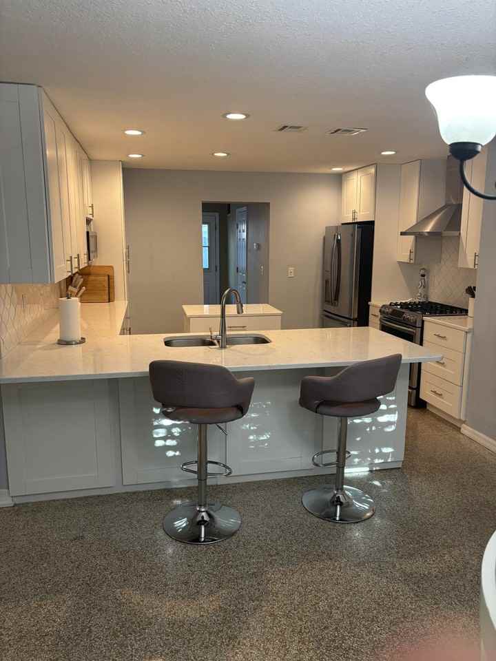 3313 W Granada St - Photo 4 of 4