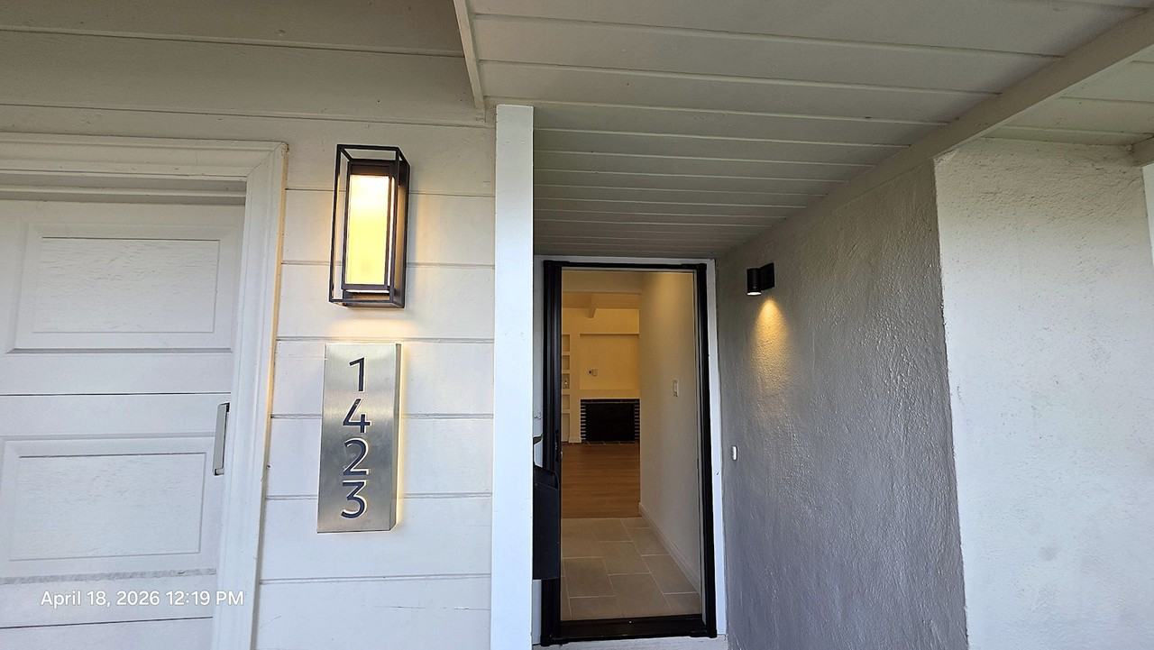 1423 Blackfield Drive - Photo 5 of 33