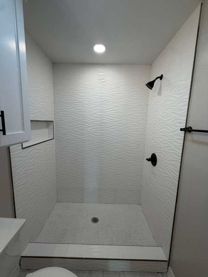 3125 E 22nd St #2 - Photo 6 of 10