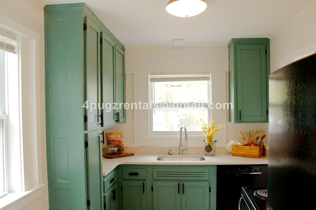 107 W Newcomb Rd - Photo 3 of 13