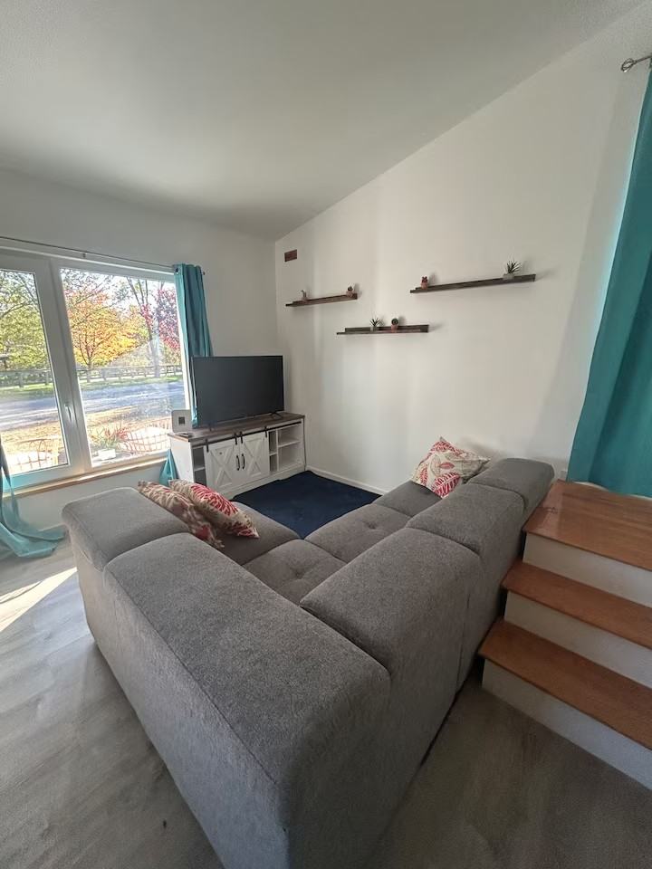 35 Sheridan St #1 - Photo 5 of 10