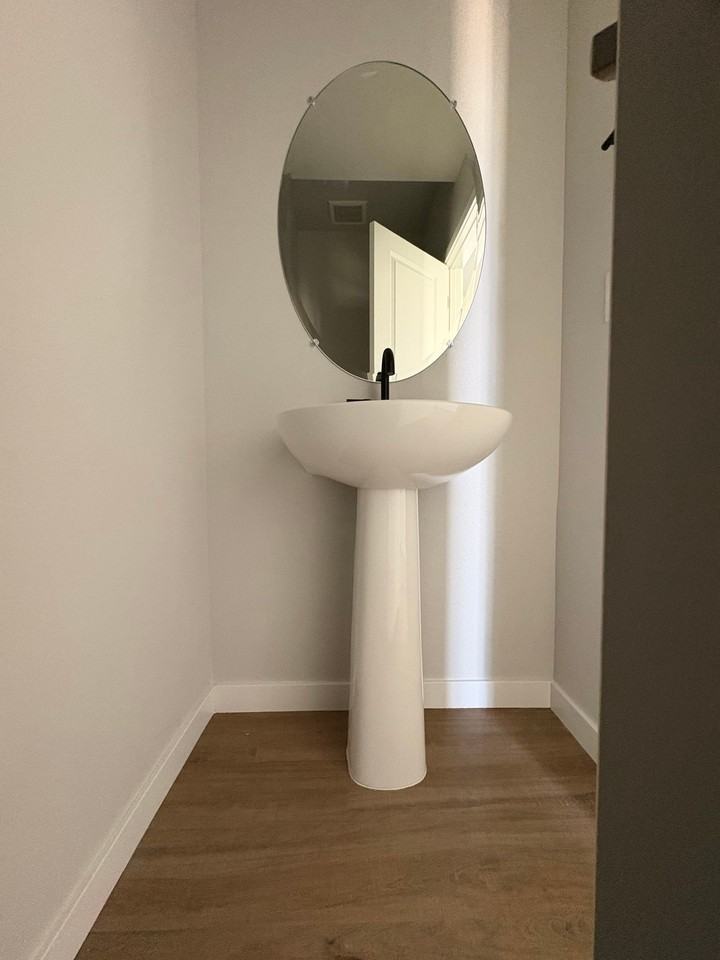 9443 Danube St - Photo 4 of 18