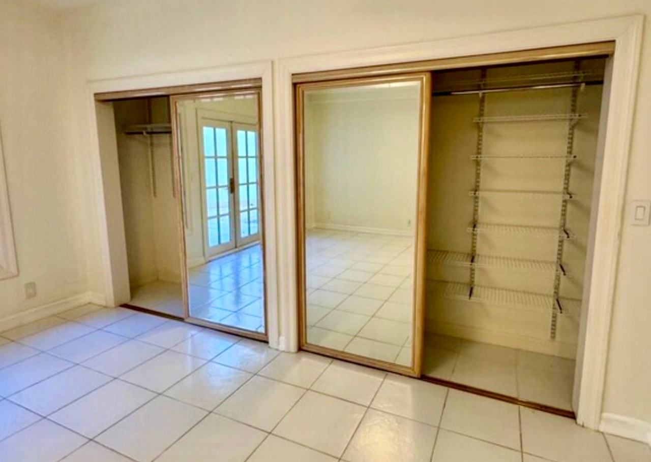 2618 N Vermont Ave - Photo 3 of 17