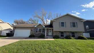 6387 Amanda Dr - Photo 1 of 1