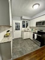 featured image of 655 Gardners Neck Rd #2