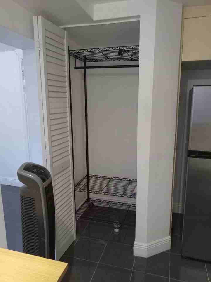 1001 Nestreet - Photo 5 of 14