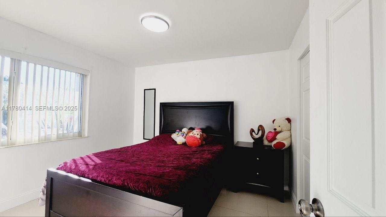 434 Southwest 99th Court - Photo 3 of 30