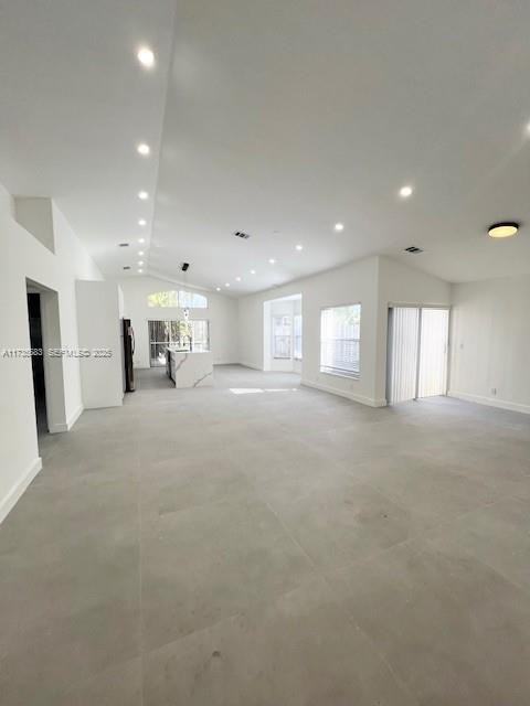 4962 Southwest 32nd Way - Photo 2 of 31