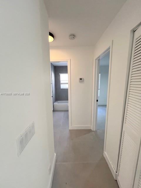 4962 Southwest 32nd Way - Photo 5 of 31