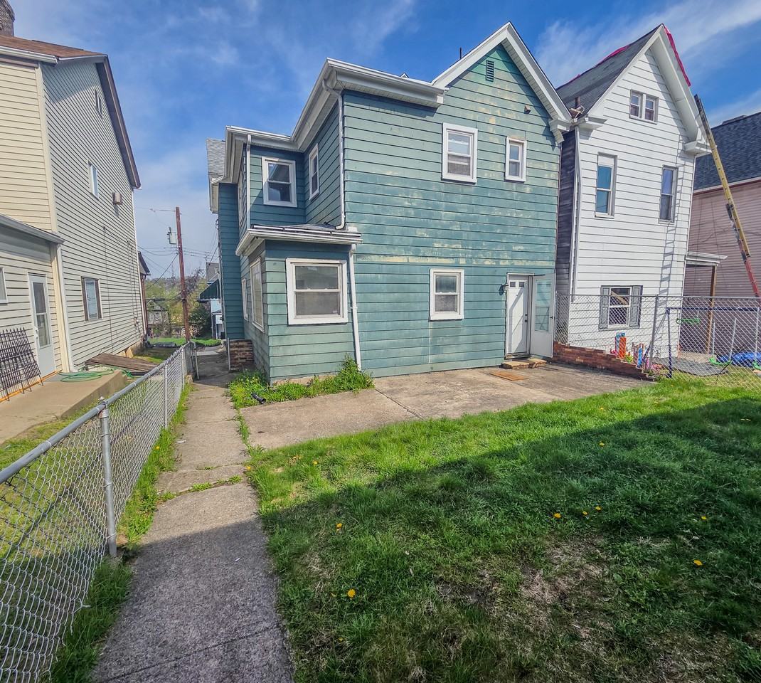 346 East 12th Avenue - Photo 4 of 38